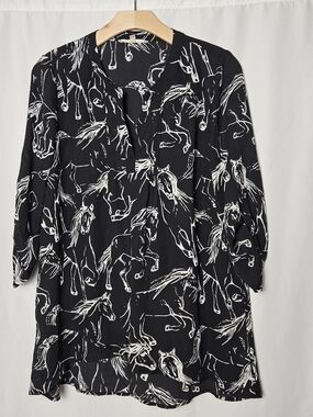 Black Horse Print V-Neck Blouse